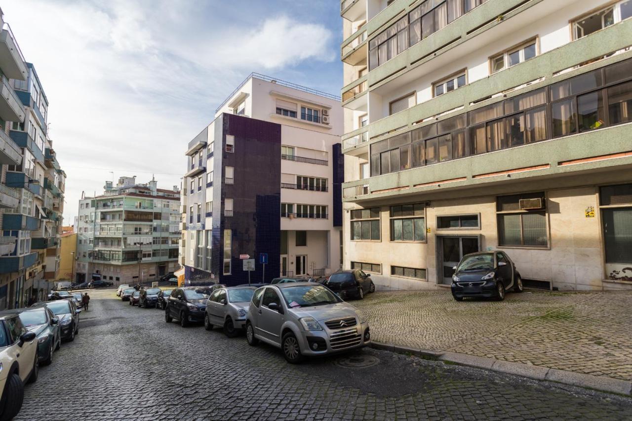 דירות ליסבון Flh Graca Charming Flat With Balcony מראה חיצוני תמונה