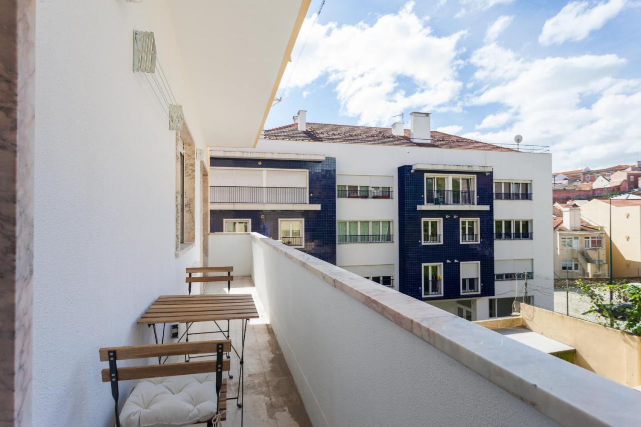 דירות ליסבון Flh Graca Charming Flat With Balcony מראה חיצוני תמונה
